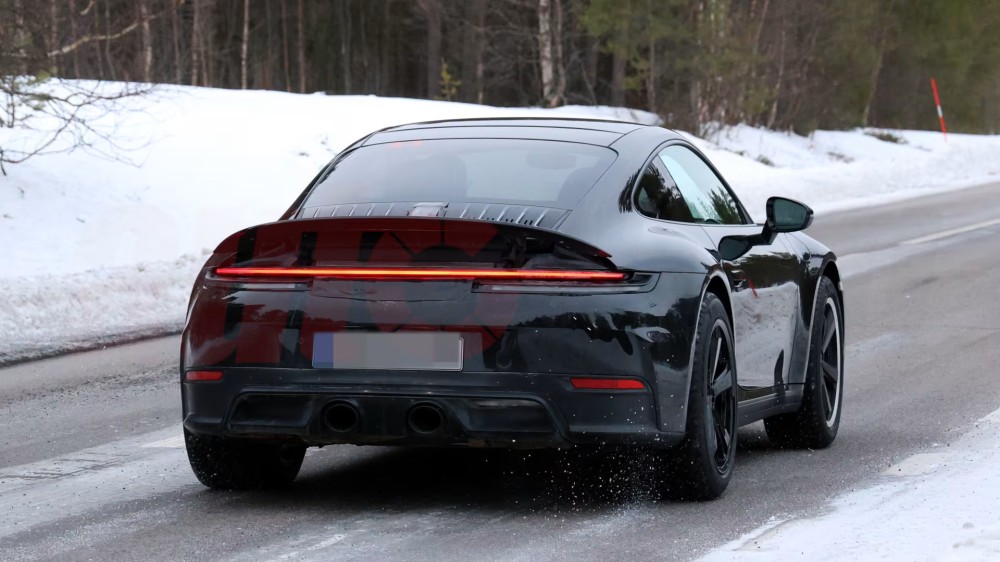 Porsche 911 Dakar 2027